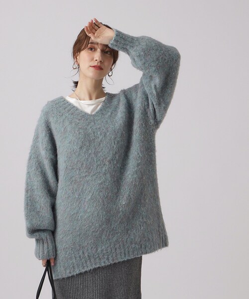 Cutie Blonde（キューティーブロンド）の「◆【レイヤードが楽しめる】ふわふわMIX Vネック ゆるニット（ニット/セーター・レディース・ダークブラウン/ブラウン系その他/ライトパープル/グリーン/ナチュラル・00）」の7枚目の写真