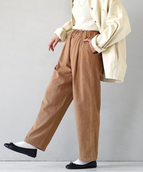 e-zakkamania stores(イーザッカマニアストアーズ)の「ビグメントツイル フロントタック イージーパンツ(その他パンツ・レディース・キャメル/コーラル/ダークラベンダー・フリー)」の7枚目の写真