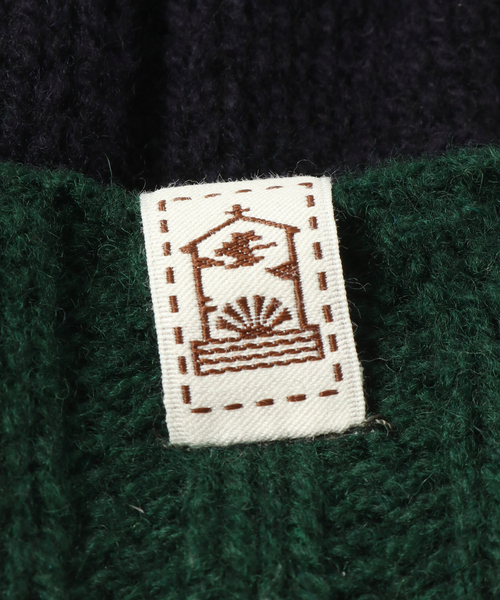 INVERALLAN(インバーアラン)の「【INVERALLAN / インバーアラン】CRICKET STRIPE CABLE HAT(ニットキャップ/ビーニー・メンズ・ネイビー/チャコールグレー・FREE)」の5枚目の写真