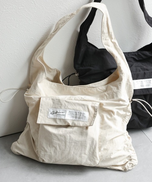 sakishimatokyo(サキシマトーキョー)の「<撥水加工つき>【軽量】ドロストトートバッグ/バック/BAG(トートバッグ・レディース・ブラック/アイボリー/グレー/ブルー・FREE)」の15枚目の写真