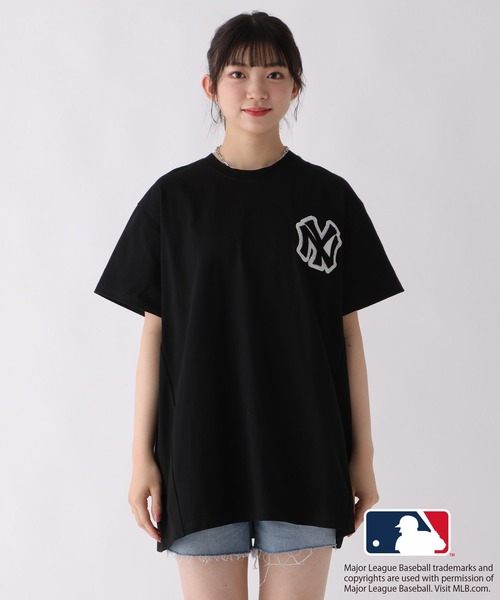 repipi armario（レピピ アルマリオ）の「【MLB】ワッペンミニワンピース（ワンピース・キッズ・オートミール/グレー/ブラック・MEDIUM/LARGE）」の7枚目の写真