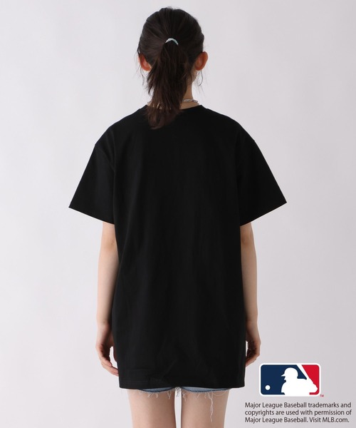 repipi armario（レピピ アルマリオ）の「【MLB】ワッペンミニワンピース（ワンピース・キッズ・オートミール/グレー/ブラック・MEDIUM/LARGE）」の9枚目の写真