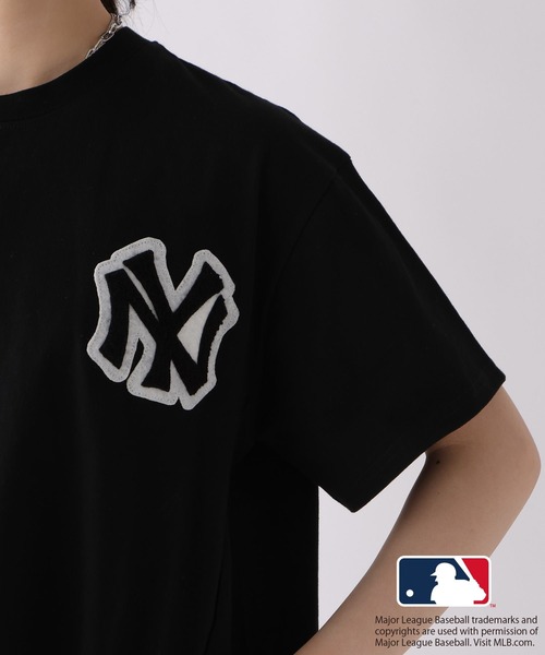 repipi armario（レピピ アルマリオ）の「【MLB】ワッペンミニワンピース（ワンピース・キッズ・オートミール/グレー/ブラック・MEDIUM/LARGE）」の12枚目の写真