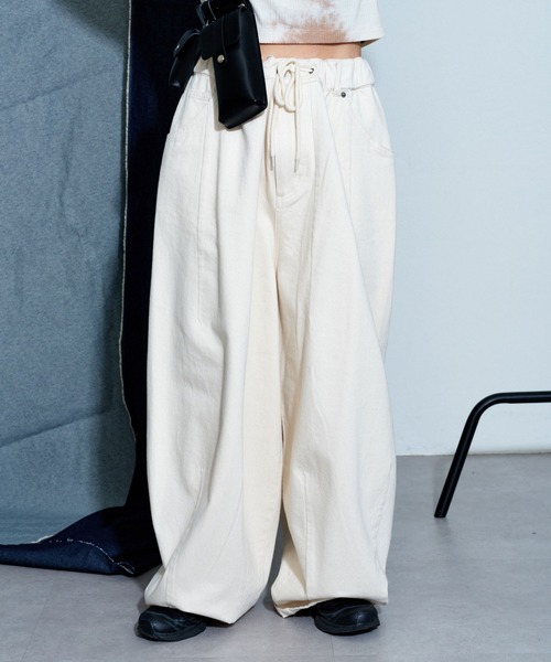 CONES BOSS（コーンズボス）の「【ユニセックス】【CONESBOSS/コーンズボス】ワイドカーブデニムパンツ（デニムパンツ・レディース・ホワイト/グレー/サックスブルー・SMALL/MEDIUM/LARGE）」の15枚目の写真