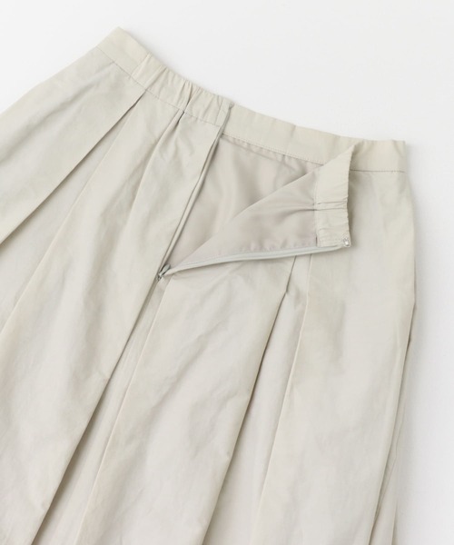 FORK&SPOON（フォークアンドスプーン）の「FORK&SPOON　タフタロングスカート（スカート・レディース・ブラック/アイボリー・1/2）」の9枚目の写真