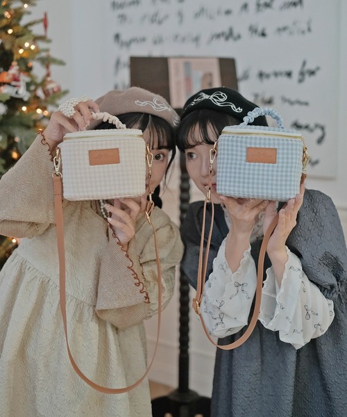 mimi toujours（ミミトゥジュール）の「2way マルチ バニティ ショルダー バッグ mimi toujours×wei3h（ショルダーバッグ・レディース・ベージュ系/ブルー系その他・フリー）」の15枚目の写真