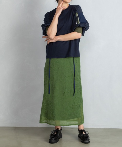 MARECHAL TERRE(マルシャルテル)の「MA-1スリーブトップス(Tシャツ/カットソー・レディース・オフホワイト/ブラック/ネイビー/ベージュ・MEDIUM)」の8枚目の写真