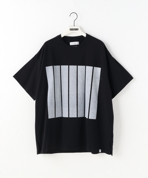 FACETASM(ファセッタズム)の「【FACETASM / ファセッタズム】7 BARS TEE(Tシャツ/カットソー・メンズ・ホワイト/ブラック/ブルー系その他・5)」の1枚目の写真