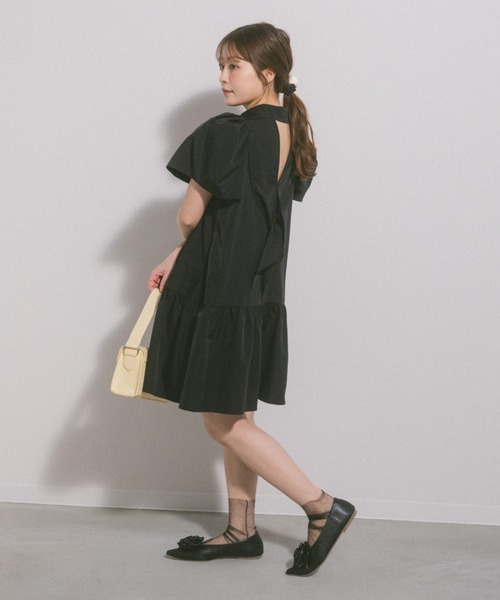 ECREL(エクレール)の「ローズモチーフレザーパンプス(パンプス・レディース・ホワイト/ブラック・S/M/L)」の9枚目の写真