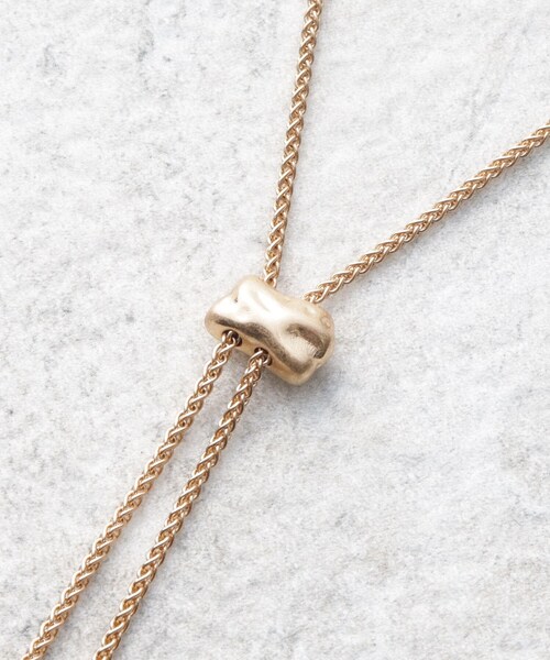 SHOO・LA・RUE（シューラルー）の「◆メタルループネックレス（ネックレス・レディース・シルバー/ゴールド・00）」の5枚目の写真