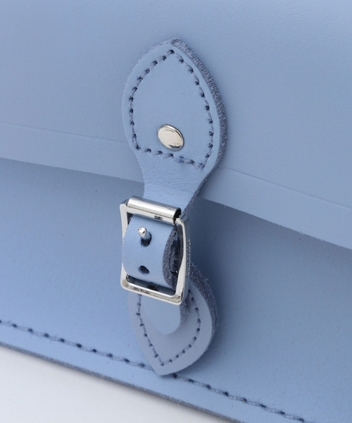 Liesse（リエス）の「【The Cambridge Satchel（ケンブリッジサッチェル）】The Mini One Buckle（ショルダーバッグ・レディース・サックスブルー/ラベンダー/レッド・FREE）」の7枚目の写真