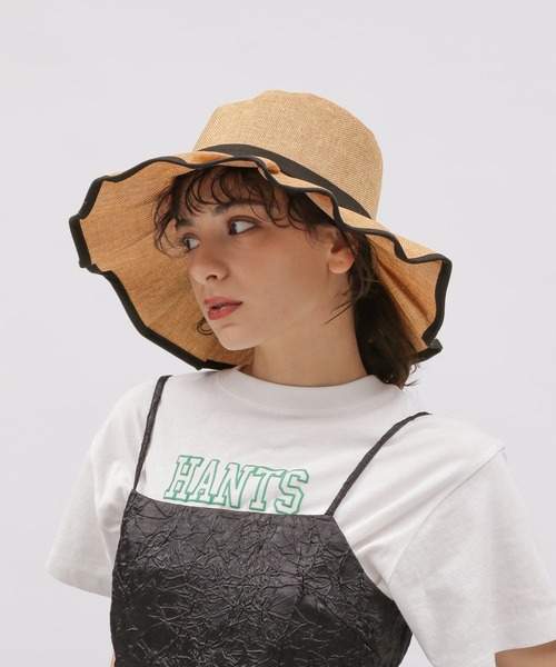 LAKOLE（ラコレ）の「ジュート風フリルハット / 107811（ハット・レディース・ブラック/ベージュ・FREE）」の2枚目の写真