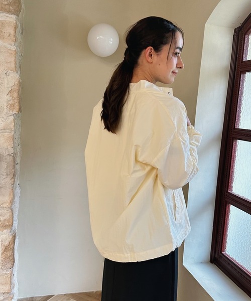 aimoha(アイモハ)の「スタンドネックブルゾン(ブルゾン・レディース・ベージュ/ブラック・LARGE/MEDIUM/SMALL)」の20枚目の写真