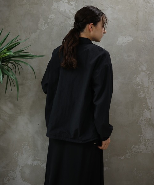aimoha(アイモハ)の「スタンドネックブルゾン(ブルゾン・レディース・ベージュ/ブラック・LARGE/MEDIUM/SMALL)」の14枚目の写真