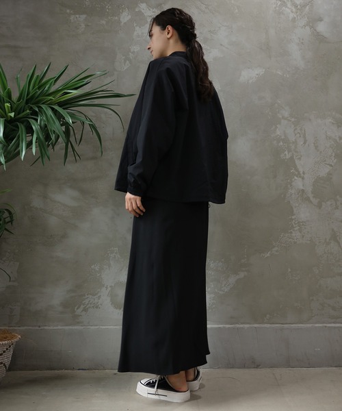 aimoha(アイモハ)の「スタンドネックブルゾン(ブルゾン・レディース・ベージュ/ブラック・LARGE/MEDIUM/SMALL)」の16枚目の写真