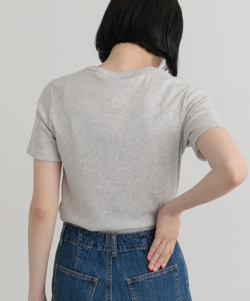 PETIT BATEAU(プチバトー)の「PETIT BATEAU MC COL ROND(Tシャツ/カットソー・レディース・ライトグレー/ホワイト/ネイビー・SMALL/X-SMALL/MEDIUM)」の21枚目の写真