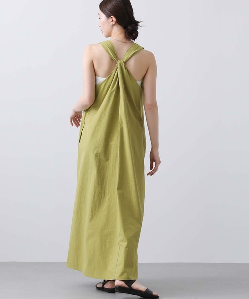 CLOCHE（クロシェ）の「ＢタックＡラインジャンスカ（ジャンパースカート・レディース・ブラック/黄緑系・FREE）」の2枚目の写真