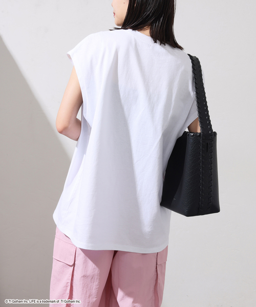 JOURNAL STANDARD（ジャーナルスタンダード）の「【LIFE PICTURE COLLECTION】ノースリーブTシャツ（Tシャツ/カットソー・レディース・ホワイト×ホワイト/ホワイト系その他・FREE）」の3枚目の写真