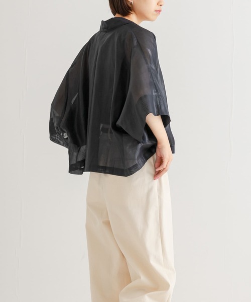 URBAN RESEARCH（アーバンリサーチ）の「『MADE IN JAPAN』フレアスリーブシアーシャツ（シャツ/ブラウス・レディース・ブルー系その他/ベージュ系その他/ブラウン・FREE）」の15枚目の写真