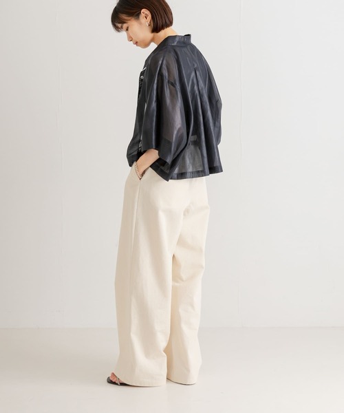 URBAN RESEARCH（アーバンリサーチ）の「『MADE IN JAPAN』フレアスリーブシアーシャツ（シャツ/ブラウス・レディース・ブルー系その他/ベージュ系その他/ブラウン・FREE）」の19枚目の写真