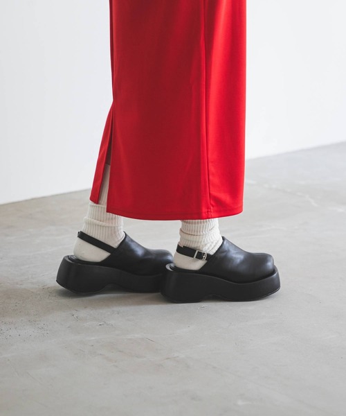 bohmal(ボマール)の「厚底サボサンダル(パンプス・レディース・ブラック・SMALL/MEDIUM/LARGE)」の12枚目の写真