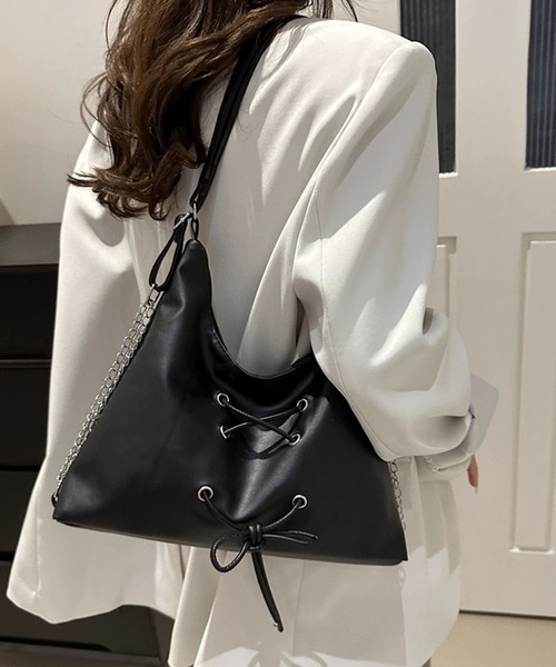 shopnikoniko(ショップニコニコ)の「2way レースアップリボン ショルダーバッグ(ショルダーバッグ・レディース・ブラック/ホワイト/シルバー・フリー)」の11枚目の写真