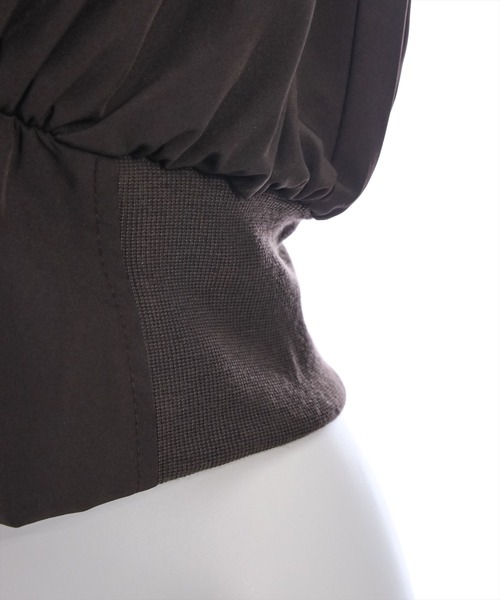 clear（クリア）の「ウエストリブ切替肩リボンノースリーブブラウス（シャツ/ブラウス・レディース・オフホワイト/ブラック/ブラウン・F）」の16枚目の写真