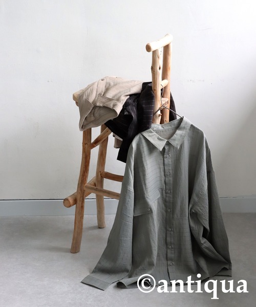 antiqua(アンティカ)の「フェイクポケットシャツ(シャツ/ブラウス・レディース・ブラック/ベージュ/グレー・ONESIZE)」の19枚目の写真