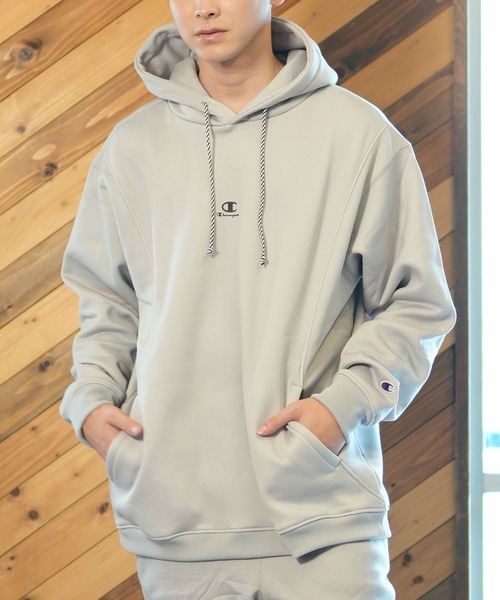 Champion(チャンピオン)の「CHAMPION/チャンピオン プルオーバーパーカー バックプリント ルーズシルエット セットアップ対応 ユニセックス C3-AS104(パーカー・メンズ・グレー/ブラック/グリーン・XL/L/M)」の2枚目の写真
