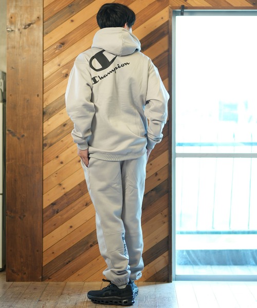 Champion(チャンピオン)の「CHAMPION/チャンピオン プルオーバーパーカー バックプリント ルーズシルエット セットアップ対応 ユニセックス C3-AS104(パーカー・メンズ・グレー/ブラック/グリーン・XL/L/M)」の14枚目の写真