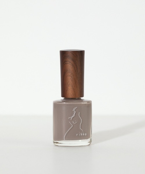 rihka（リーカ）の「nail polish（マニキュア/ジェルネイル・レディース・bare/bisous/blush/bon bon/calm/carob/celosia/chai tea/chaton/cinnamon/coussinet/dew/dove/etoile/gem/ginger/glow/key/la vie/lace/lens/levre/madeleine/melt/mere/mimosa/mint tea/neige d'ete/new day/peau/poppy/rihka/rose/serruria/shower/silk/sorbet a la violette/tan/sage/pur/amber/dimple/toffee/calin/mulled wine/whisker/lemon curd/uguisu・FREE）」の5枚目の写真
