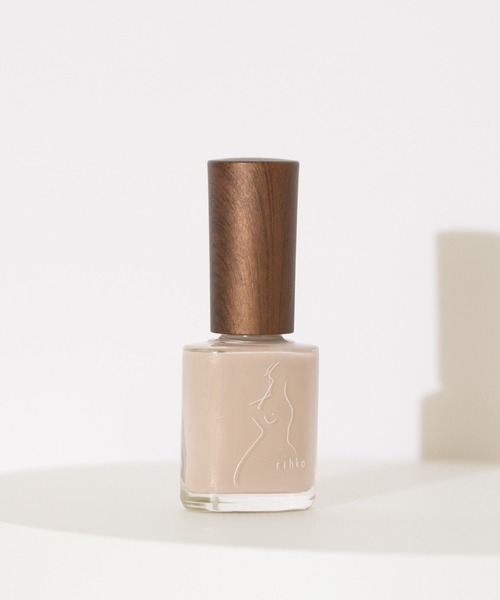 rihka（リーカ）の「nail polish（マニキュア/ジェルネイル・レディース・bare/bisous/blush/bon bon/calm/carob/celosia/chai tea/chaton/cinnamon/coussinet/dew/dove/etoile/gem/ginger/glow/key/la vie/lace/lens/levre/madeleine/melt/mere/mimosa/mint tea/neige d'ete/new day/peau/poppy/rihka/rose/serruria/shower/silk/sorbet a la violette/tan/sage/pur/amber/dimple/toffee/calin/mulled wine/whisker/lemon curd/uguisu・FREE）」の6枚目の写真