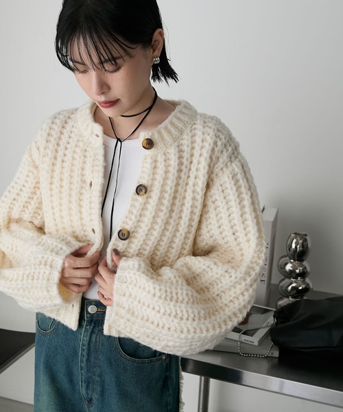 forksy.(フォルクシー)の「【forksy.】ボリュームスリーブローゲージメランジニットカーディガン(カーディガン/ボレロ・レディース・グレー/アイボリー/ベージュ/ネイビー・FREE)」の1枚目の写真