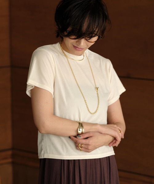 Mia (ミア)の「ベロアTシャツ(Tシャツ/カットソー・レディース・ベージュ/アイボリー/ブラック・FREE)」の14枚目の写真