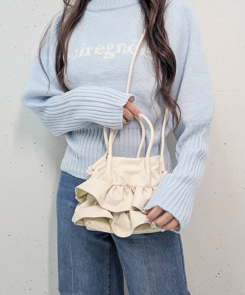 poiregnee（ポワニェ）の「［select］フリルミニバッグ（ショルダーバッグ・レディース・シルバー/ブラック/アイボリー/カーキ・FREE）」の2枚目の写真