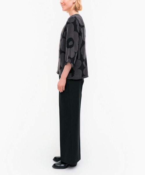 marimekko（マリメッコ）の「【ASIA　EXCLUSIVE】Mundina Unikko / cupro　cut and sew（Tシャツ/カットソー・レディース・ブラック・34/36/38/40）」の2枚目の写真