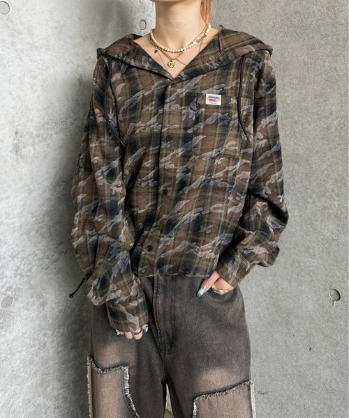 sedacle（セダクル）の「アソートフードシャツ（シャツ/ブラウス・メンズ・ベージュ/ブラック/カーキ/ボルドー・SMALL/MEDIUM/LARGE）」の3枚目の写真