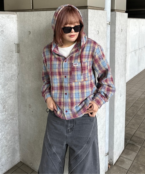 sedacle（セダクル）の「アソートフードシャツ（シャツ/ブラウス・メンズ・ベージュ/ブラック/カーキ/ボルドー・SMALL/MEDIUM/LARGE）」の4枚目の写真