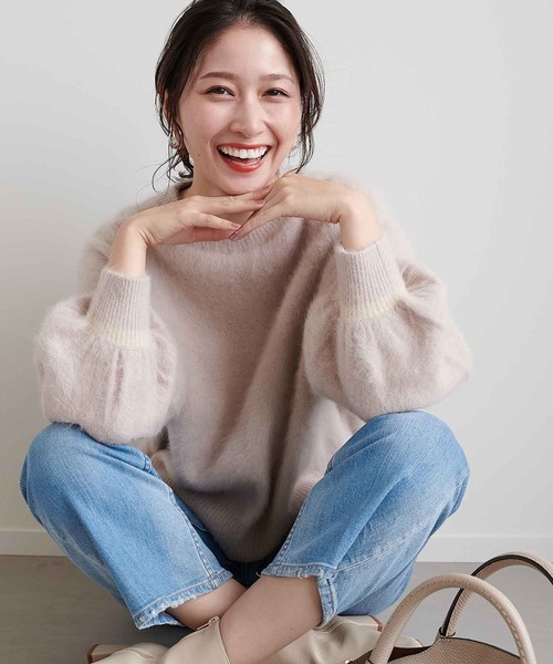 Jines（ジネス）の「フォックスカシミヤ 配色ボリュームスリーブニット