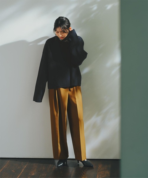 UR'S(ユアーズ)の「ディープキーネックワイドニット(ニット/セーター・レディース・ブラック/ネイビー/杢グレー・M/S/L)」の4枚目の写真