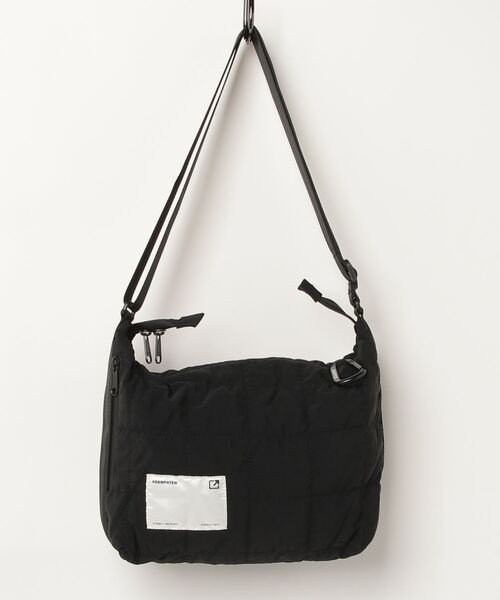 ADAM PATEK(アダムパテック)の「『ADAMPATEK』square quilt middle shoulder bag/スクエアキルトミディアムショルダーバッグ(ショルダーバッグ・メンズ・カーキ/ブラック/グレー・FREE)」の8枚目の写真