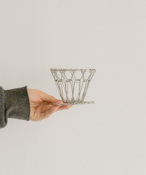 URBAN RESEARCH DOORS(アーバンリサーチドアーズ)の「KIKKERLAND コラプシブルコーヒードリッパー(キッチンツール・レディース・シルバー・-)」の9枚目の写真