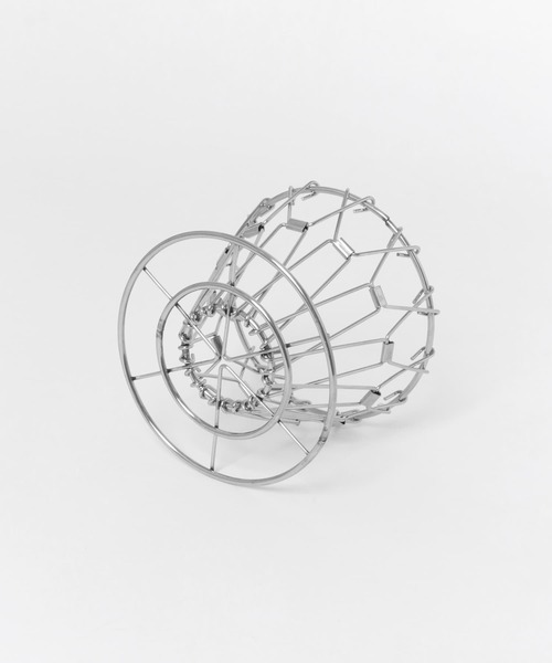 URBAN RESEARCH DOORS(アーバンリサーチドアーズ)の「KIKKERLAND コラプシブルコーヒードリッパー(キッチンツール・レディース・シルバー・-)」の4枚目の写真