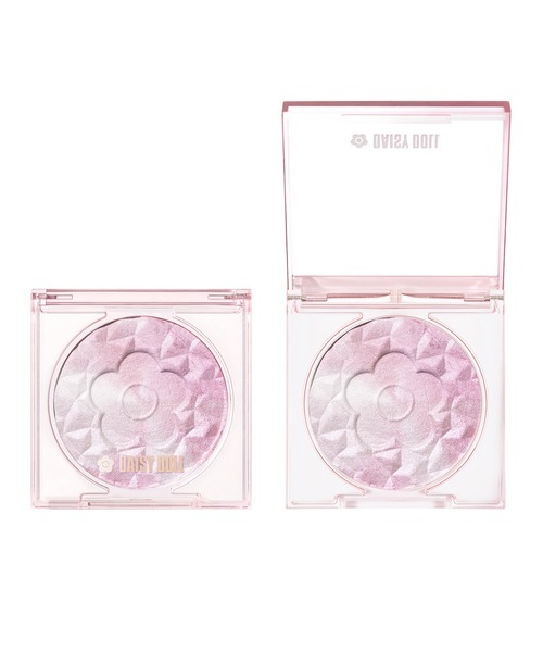 MARY QUANT（マリークワント）の「デイジードール パウダー ブラッシュ ブルーム（チーク・レディース・01 ユウグレシナモン/02 ホロヨイチェリー/03 ハニーオランジュ/04 アドケナローズ/05 ライラックピンク/21 キマグレスノー/20 シュガーミルク/07 ウヌボレピーチ/06 マンダリンキャメル/22 ウソツキラベンダー/09 コイゾラピンク/08 イタズラベリー・FREE）」の5枚目の写真