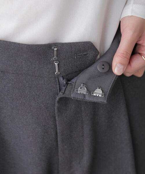 FREE'S MART（フリーズマート）の「◆ウールライクカーゴワイドパンツ（カーゴパンツ・レディース・ホワイト/グレー・SMALL/MEDIUM）」の19枚目の写真