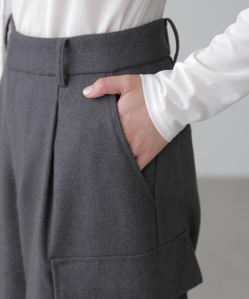 FREE'S MART（フリーズマート）の「◆ウールライクカーゴワイドパンツ（カーゴパンツ・レディース・ホワイト/グレー・SMALL/MEDIUM）」の18枚目の写真