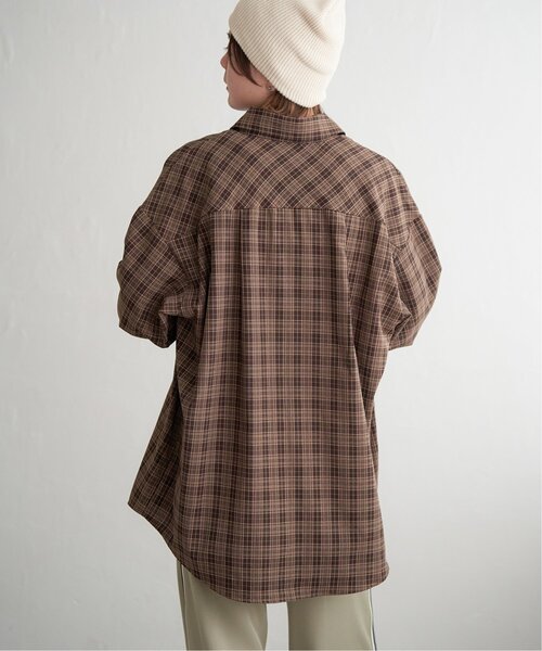 notch.(ノッチ)の「チェックオーバーサイズシャツ(シャツ/ブラウス・レディース・ブラック/ブラウン/イエロー・M)」の6枚目の写真