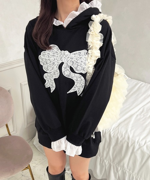 apres jour（アプレジュール）の「レースリボンスウェット【ZOZOTOWN限定アイテム】（パーカー・レディース・グレー/ブラック・フリー/X-LARGE）」の4枚目の写真