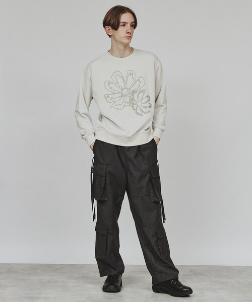 tk.TAKEO KIKUCHI（ティーケータケオキクチ）の「裏毛フラワースウェット（Tシャツ/カットソー・メンズ・チャコールグレー/ベージュ/グレー系4・02/03/04）」の16枚目の写真