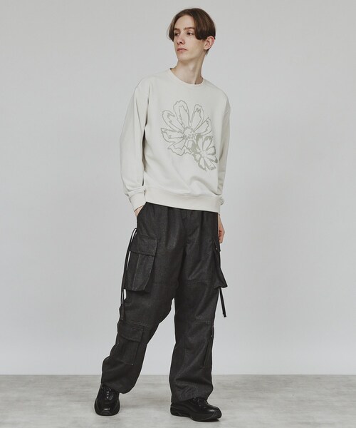 tk.TAKEO KIKUCHI（ティーケータケオキクチ）の「裏毛フラワースウェット（Tシャツ/カットソー・メンズ・チャコールグレー/ベージュ/グレー系4・02/03/04）」の17枚目の写真